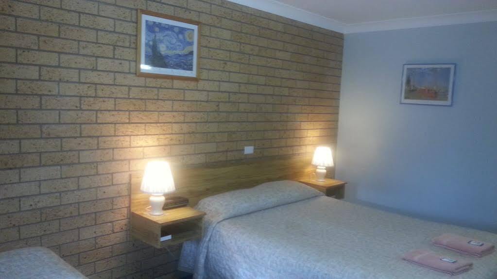 Three Ways Motel Gilgandra Exterior photo